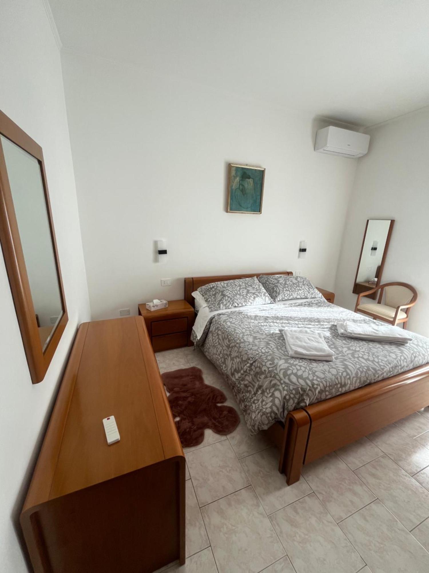 Casa Vacanze Tardy E Benech Savona Zewnętrze zdjęcie
